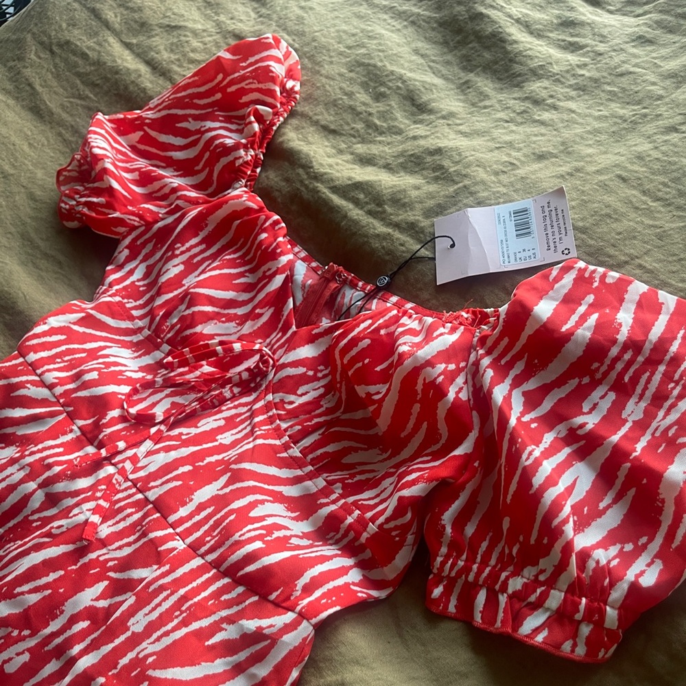 Missguided dress with slit NWT
